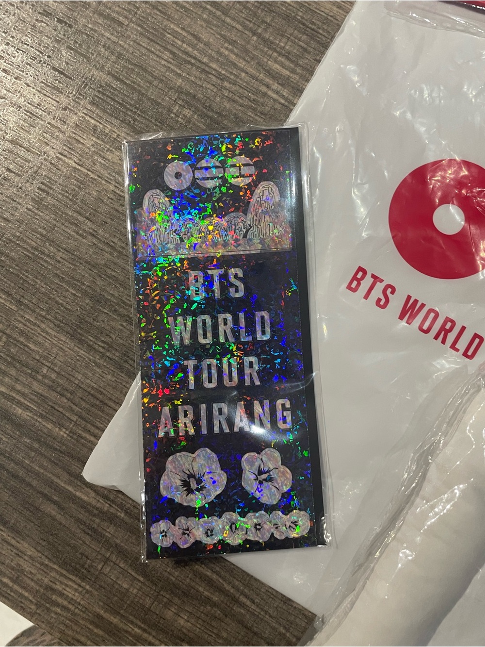 BTS World Tour Arirang VIP items - Picture 3 of 5